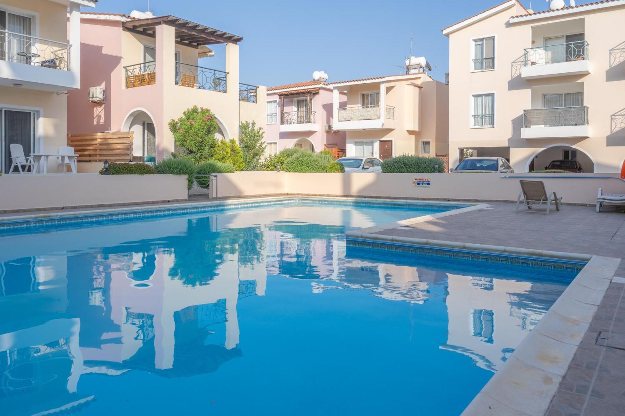 דירות Paphos Limnos Gardens מראה חיצוני תמונה